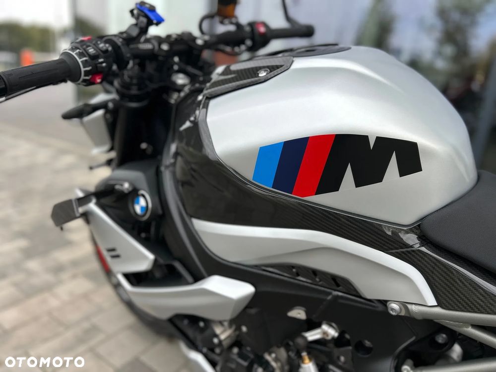 BMW S - 11