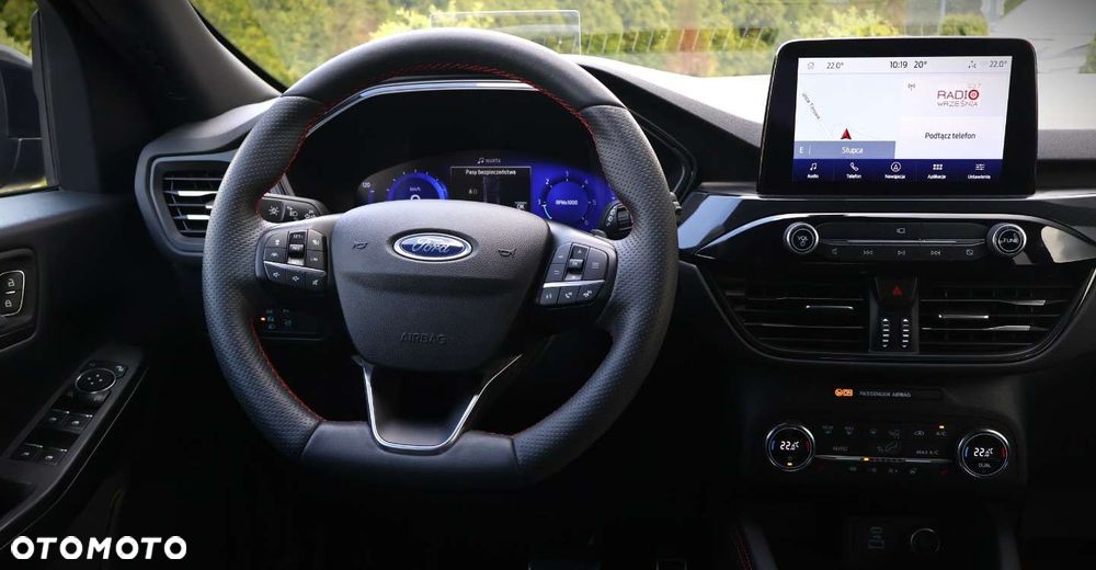 Ford Kuga - 13