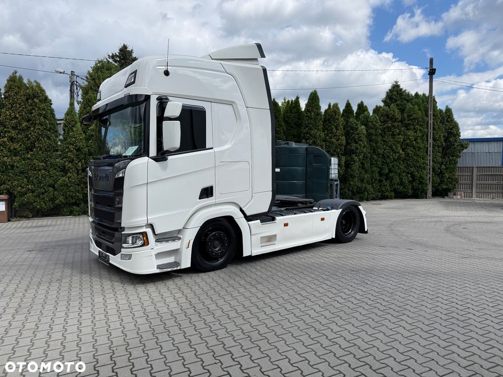 Scania - 16