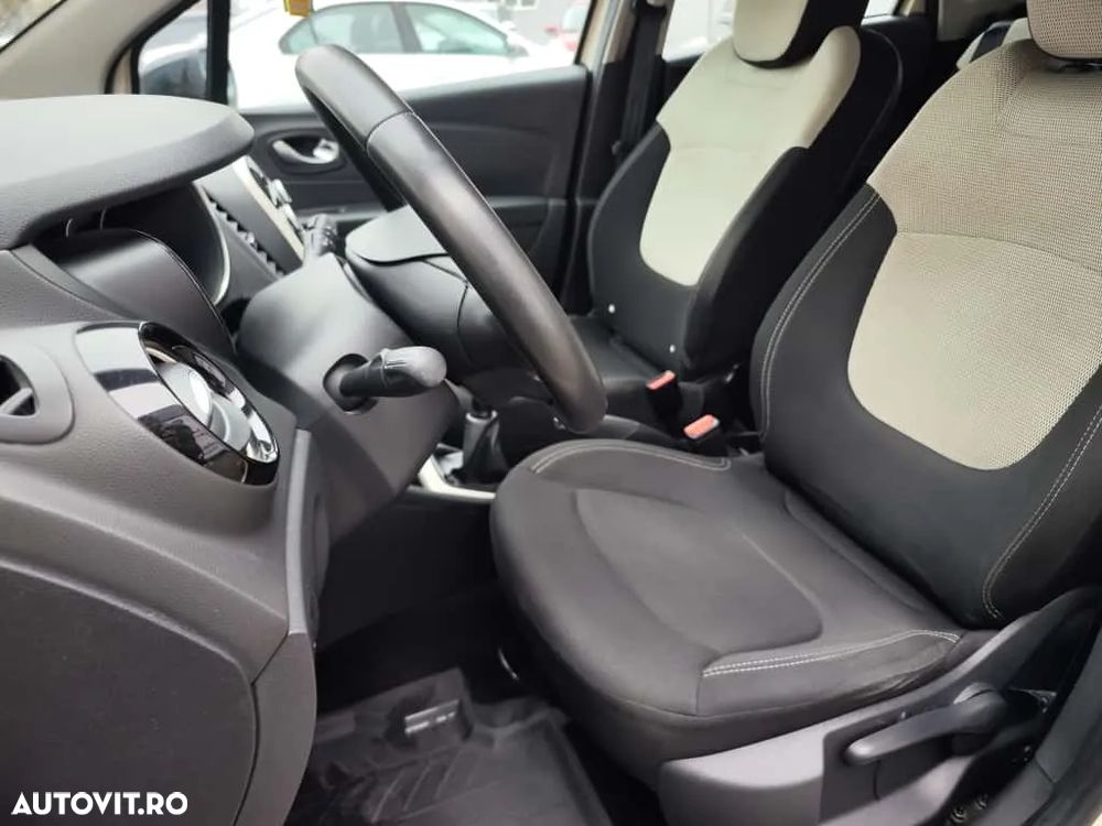 Renault Captur - 10