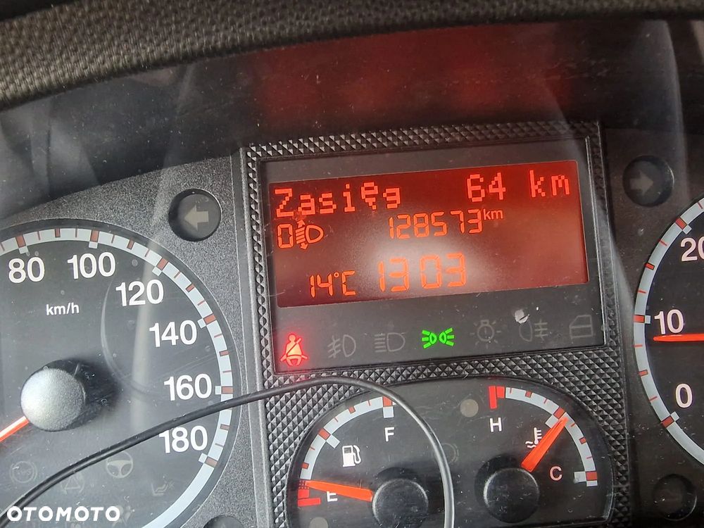 KNAUS Integra R18 - 11