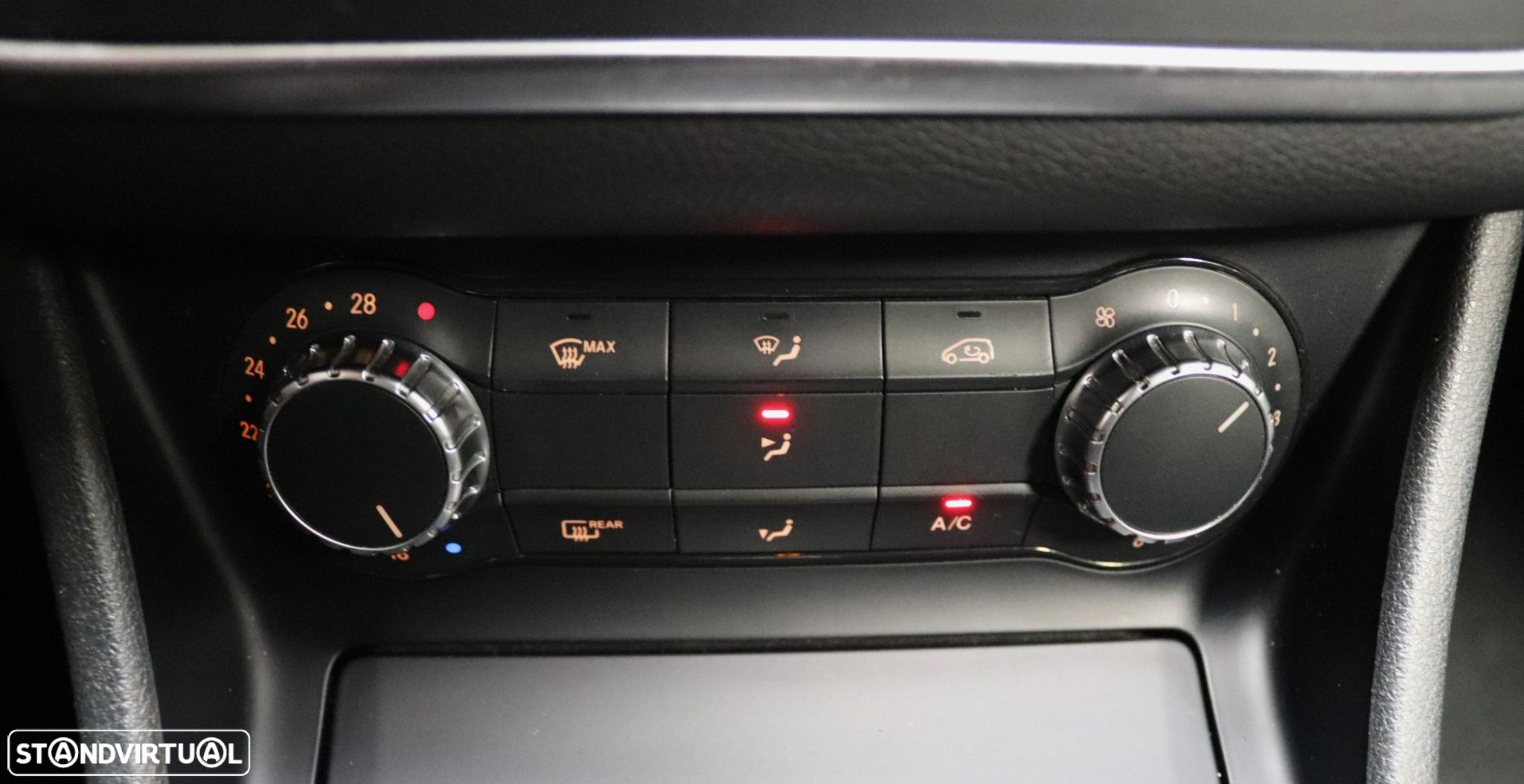 Mercedes-Benz CLA 200 CDi AMG Line - 26