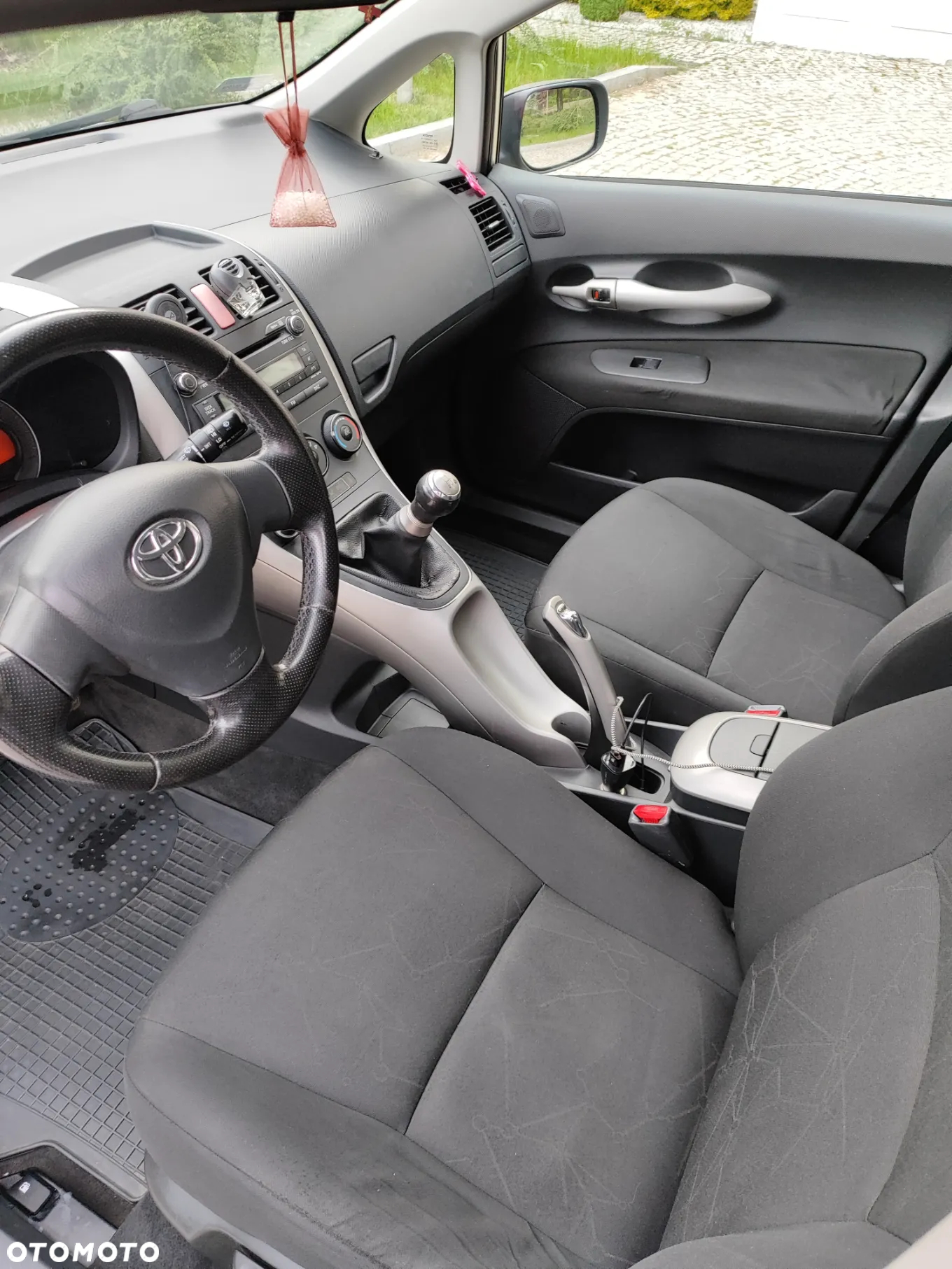 Toyota Auris 1.4 D-4D Luna - 12