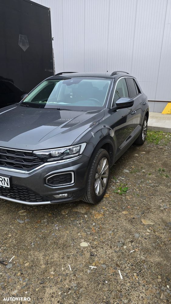 Volkswagen T-Roc - 3