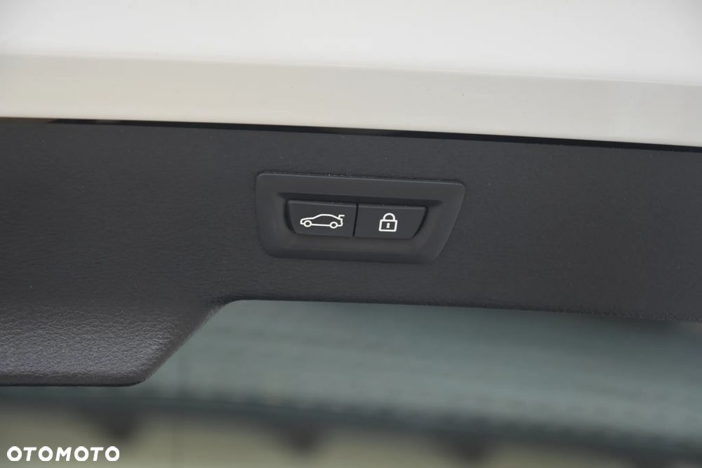 BMW X6 xDriveM50d - 15