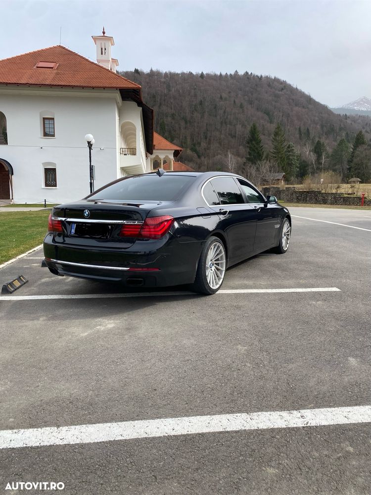 BMW Seria 7 750Ld xDrive - 2