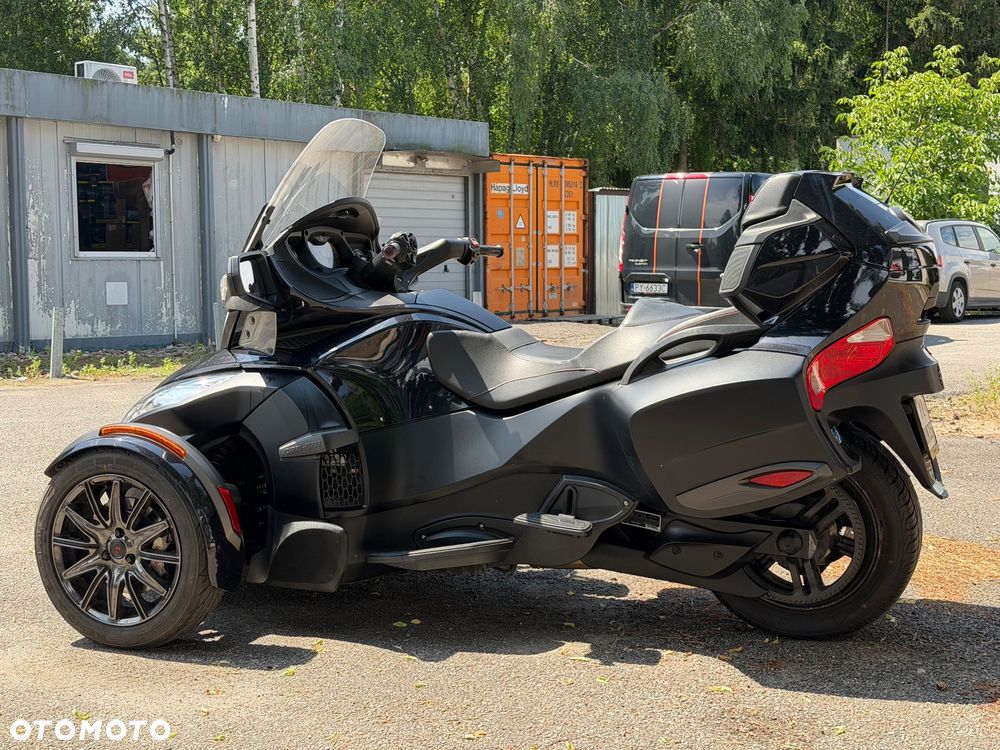 Can-Am Spyder - 4