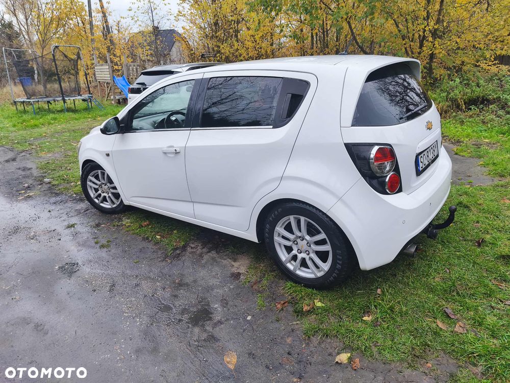 Chevrolet Aveo 1.6 LTZ - 2