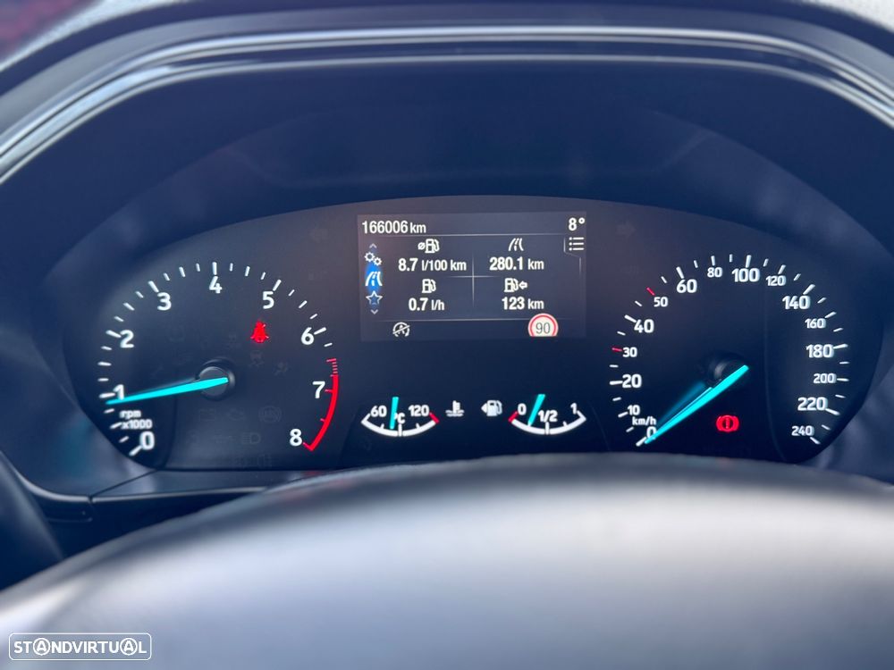 Ford Focus 1.0 EcoBoost ST-Line - 24