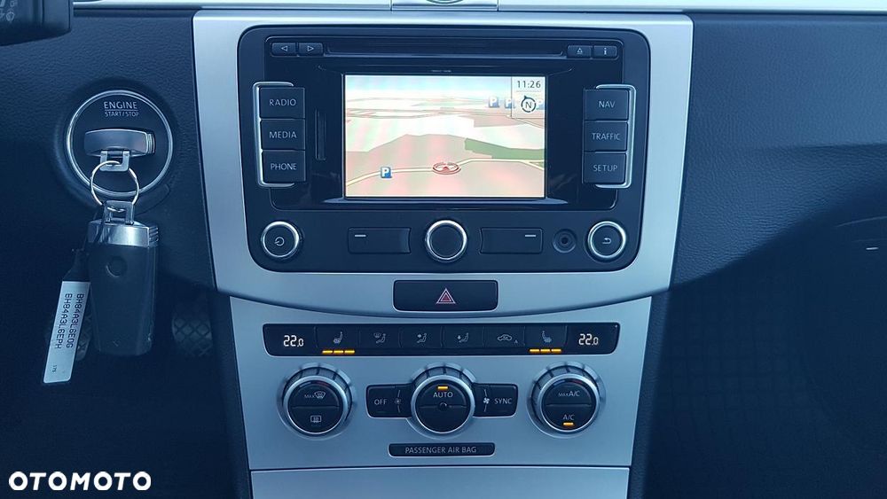 Volkswagen Passat - 28