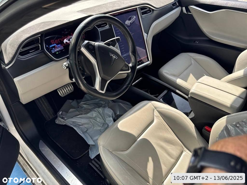 Tesla Model S Performance - 6