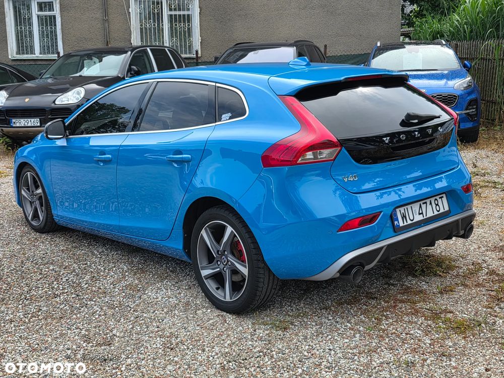 Volvo V40 D2 R Design - 2