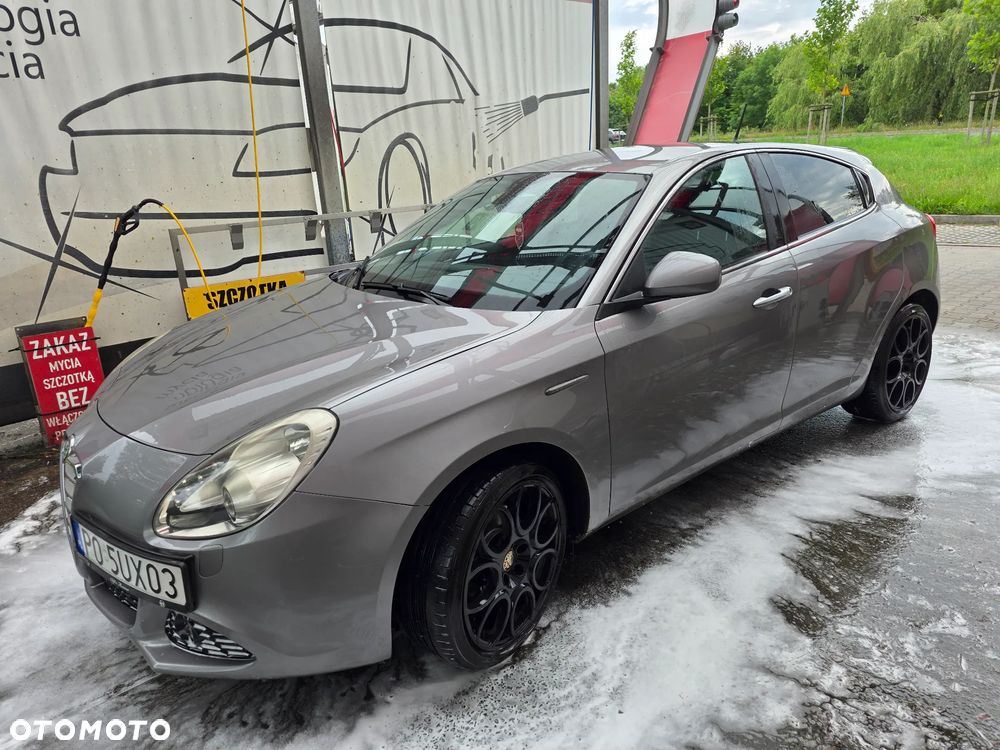 Alfa Romeo Giulietta 2.0 JTDM Distinctive - 11