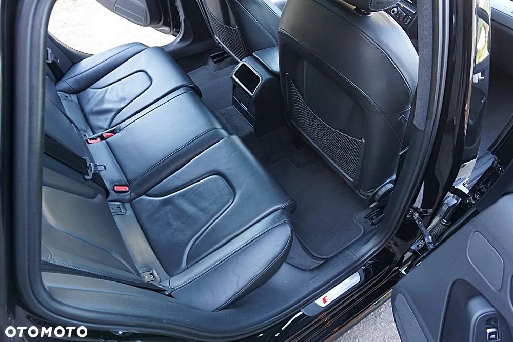 Audi A4 Avant 2.0 TDI DPF clean diesel S line Sportpaket - 23