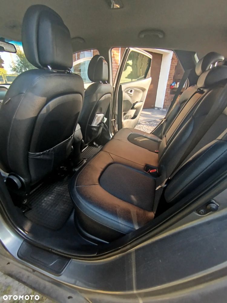 Hyundai ix35 1.7 CRDi Comfort 2WD - 13