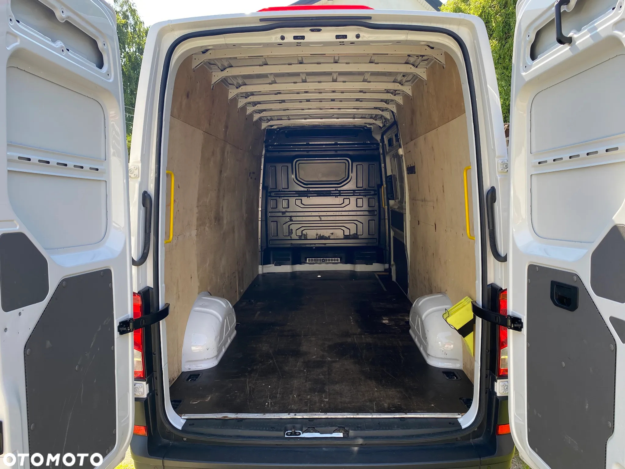 Volkswagen CRAFTER MAXI 2.0TDI 177KM Paka 4,30m Salon PL model 2020r. - 9