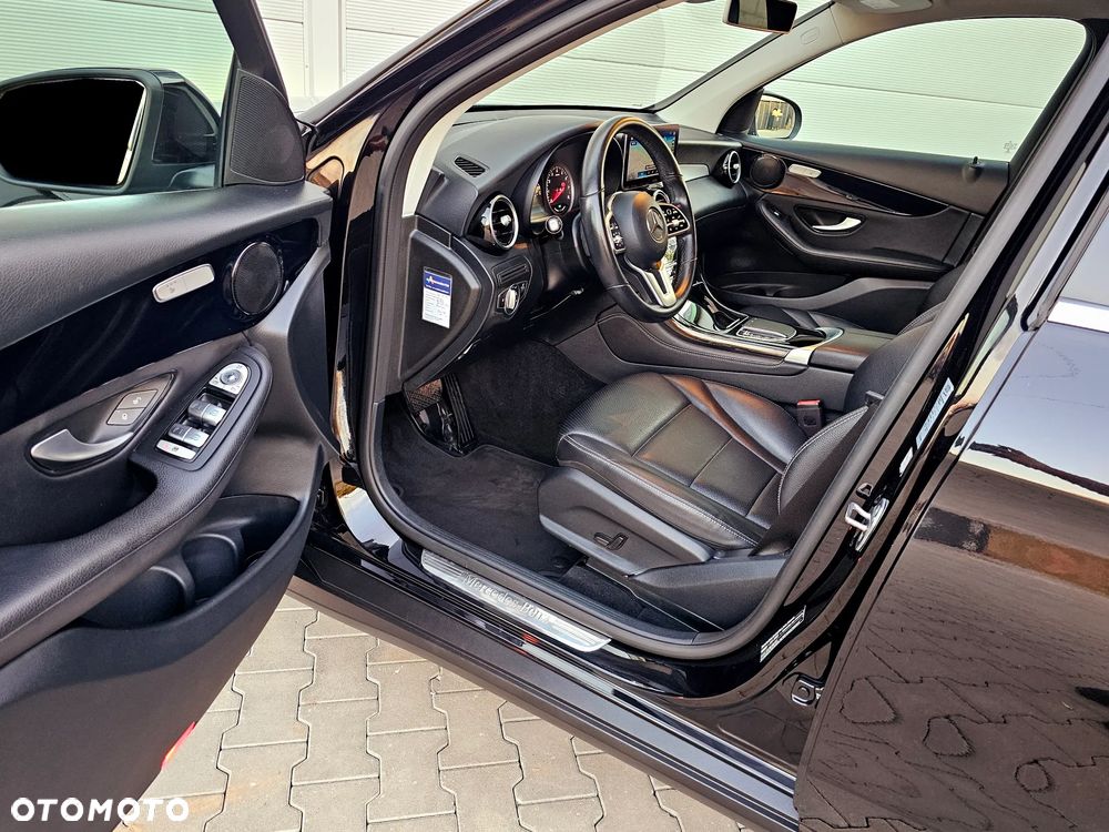 Mercedes-Benz GLC 200 4Matic 9G-TRONIC Exclusive - 6