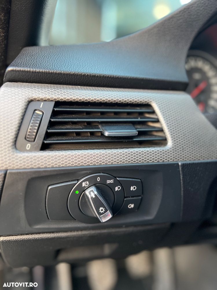 BMW Seria 3 320d M Sport Edition - 10