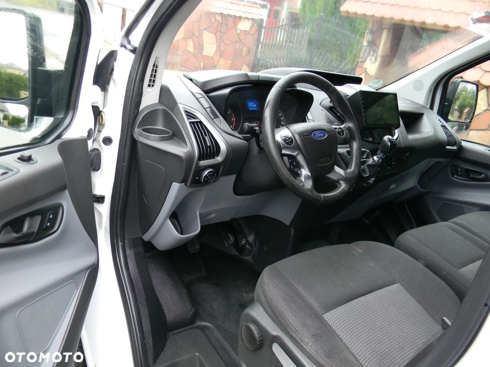 Ford Transit Custom - 15