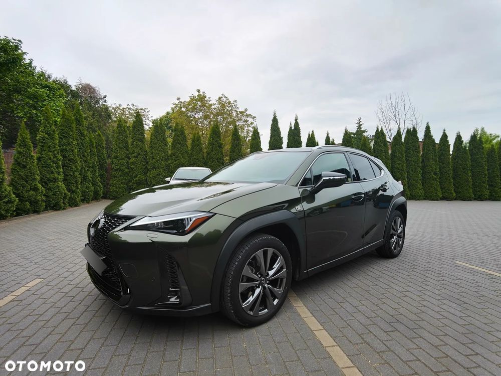 Lexus UX - 1