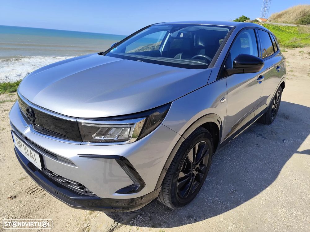 Opel Grandland 1.2 T Design & Tech - 1