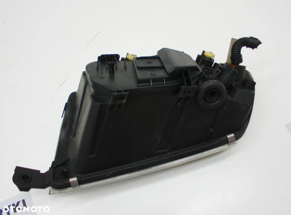 Skoda Fabia I Lampa Przód Reflektor Prawa Strona - 4