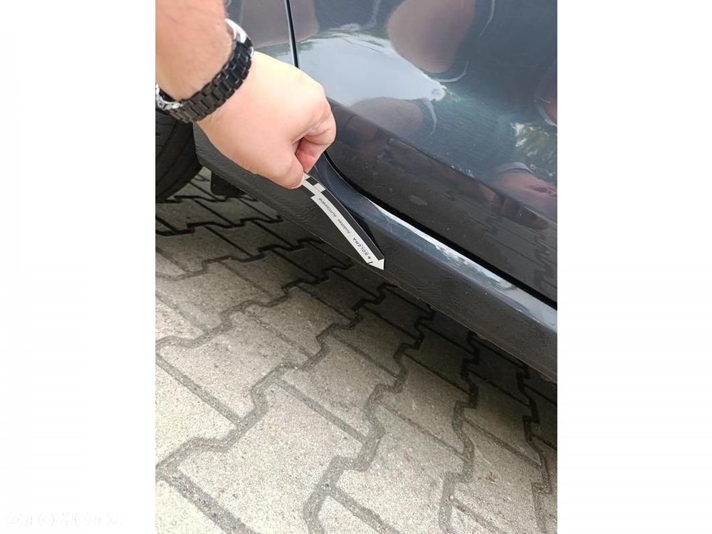 Volkswagen Golf - 27