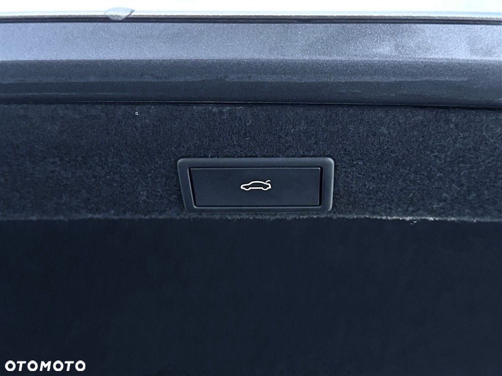 Skoda Superb 2.0 TDI SCR Selection DSG - 34