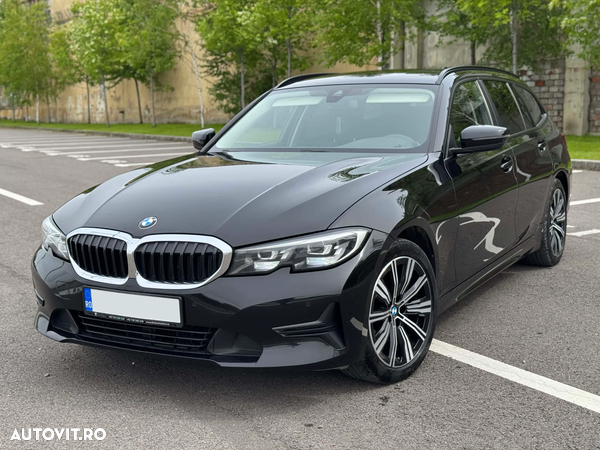 BMW Seria 3 318d Touring Aut.