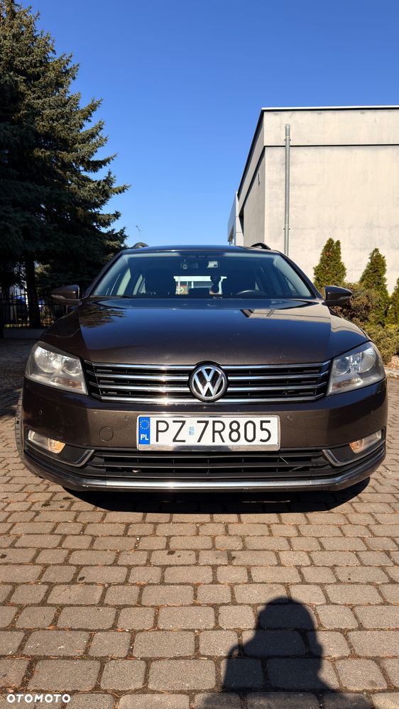 Volkswagen Passat 1.6 TDI Comfortline - 4