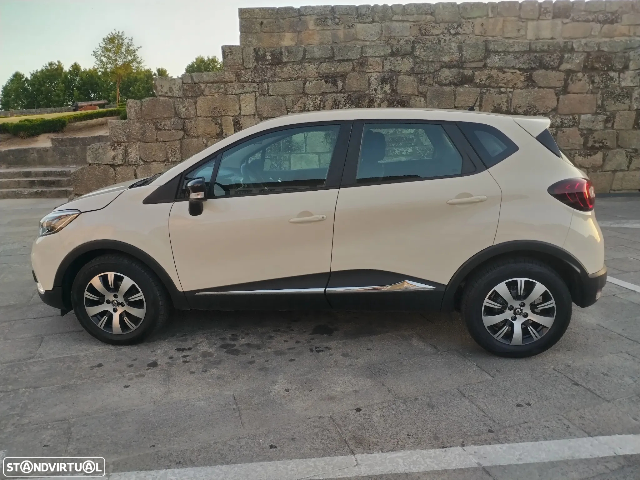 Renault Captur 0.9 TCE Exclusive - 8