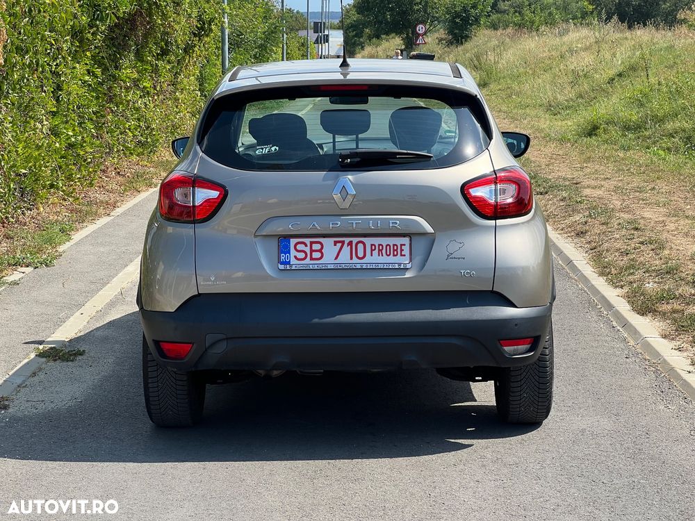Renault Captur - 4