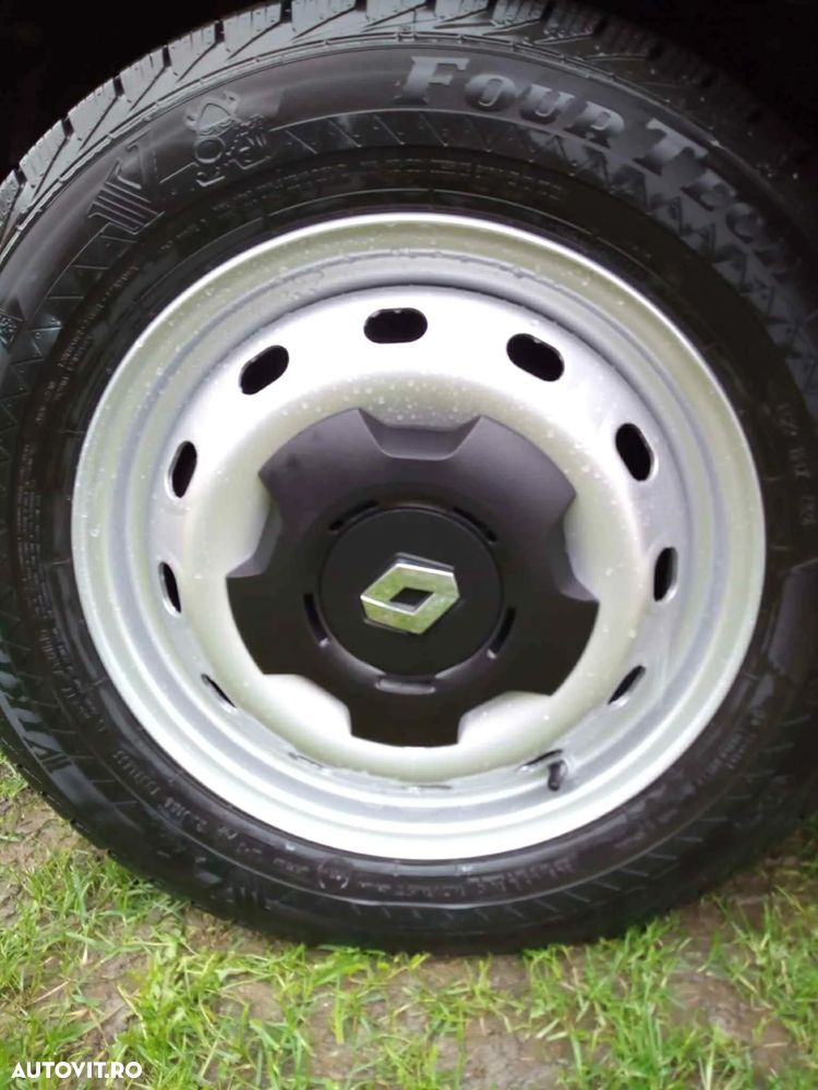 Renault Trafic - 2