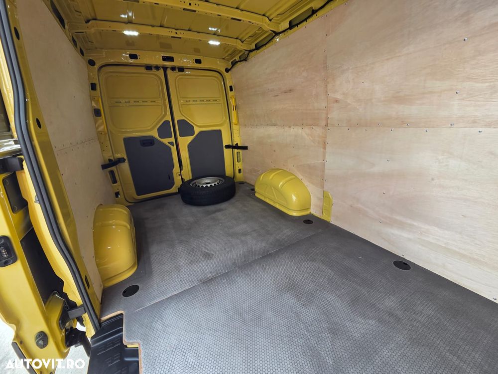 Volkswagen New Crafter L3H2 - 8