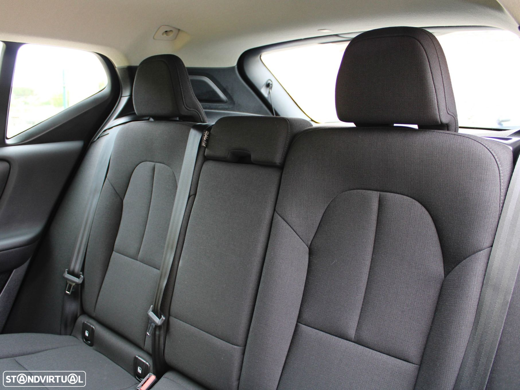 Volvo XC 40 2.0 D3 Momentum Core - 52
