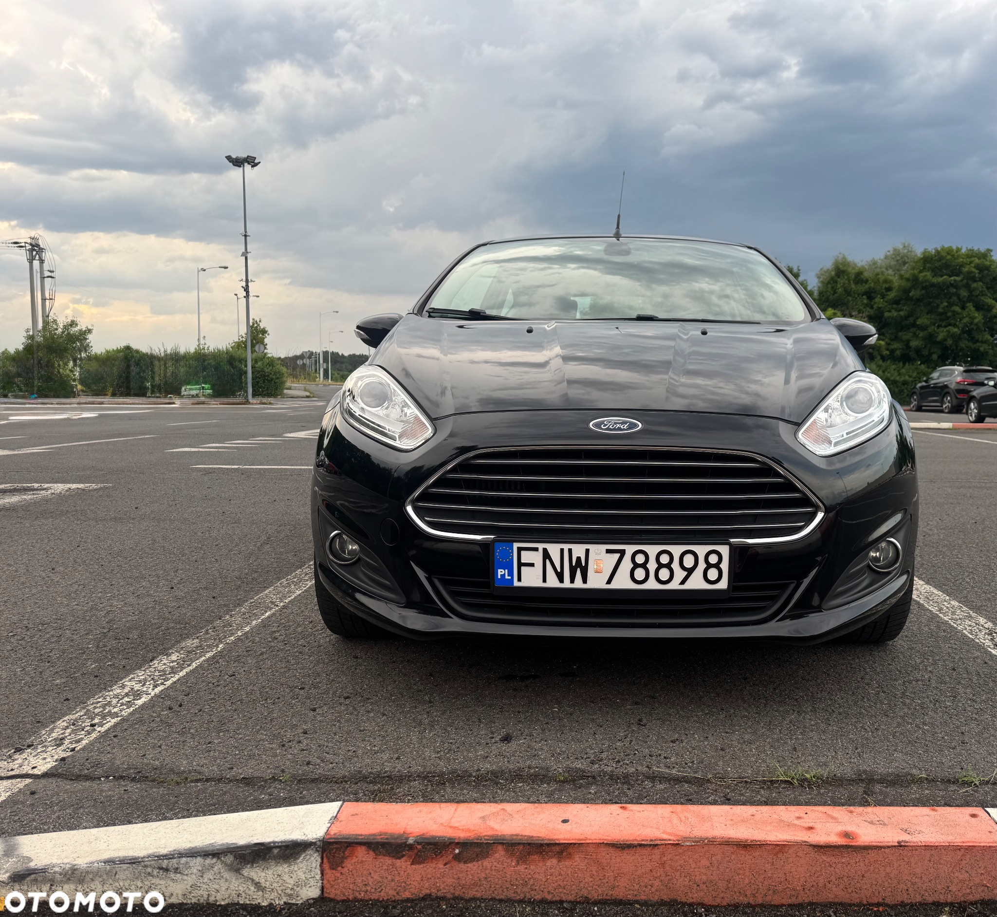 Ford Fiesta 1.0 EcoBoost Titanium - 9