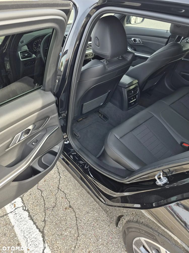 BMW Seria 3 318d Advantage - 30