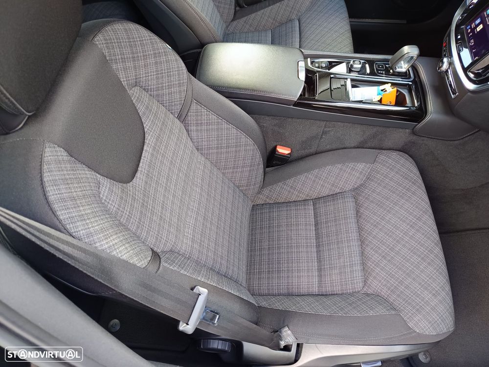 Volvo V60 2.0 T6 AWD TE Essential - 41