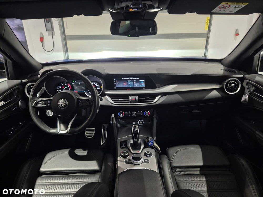 Alfa Romeo Stelvio 2.0 Turbo Veloce Q4 - 5