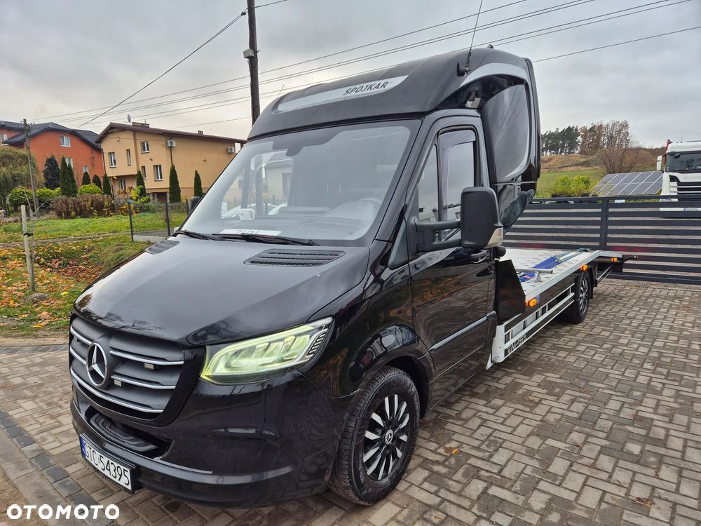 Mercedes-Benz Sprinter - 1