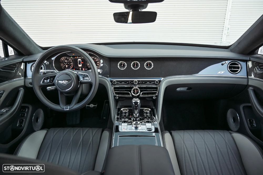 Bentley Flying Spur Hybrid S - 10