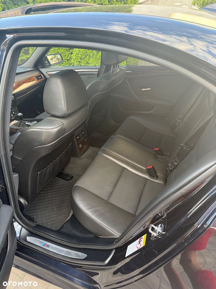 BMW Seria 5 530i - 16