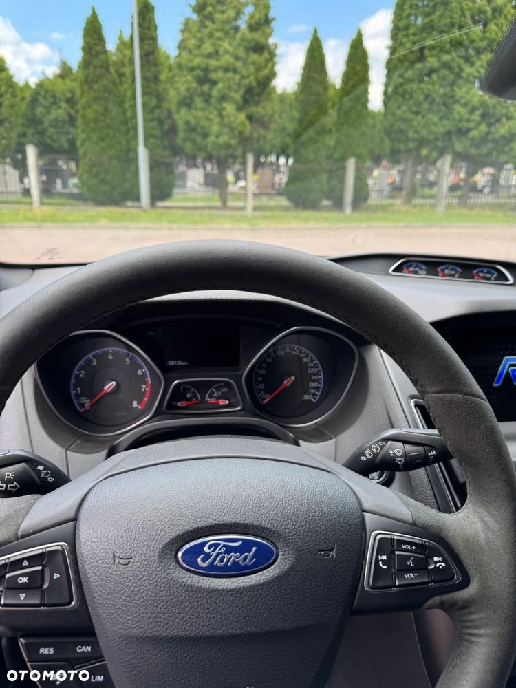Ford Focus 2.3 EcoBoost RS - 19