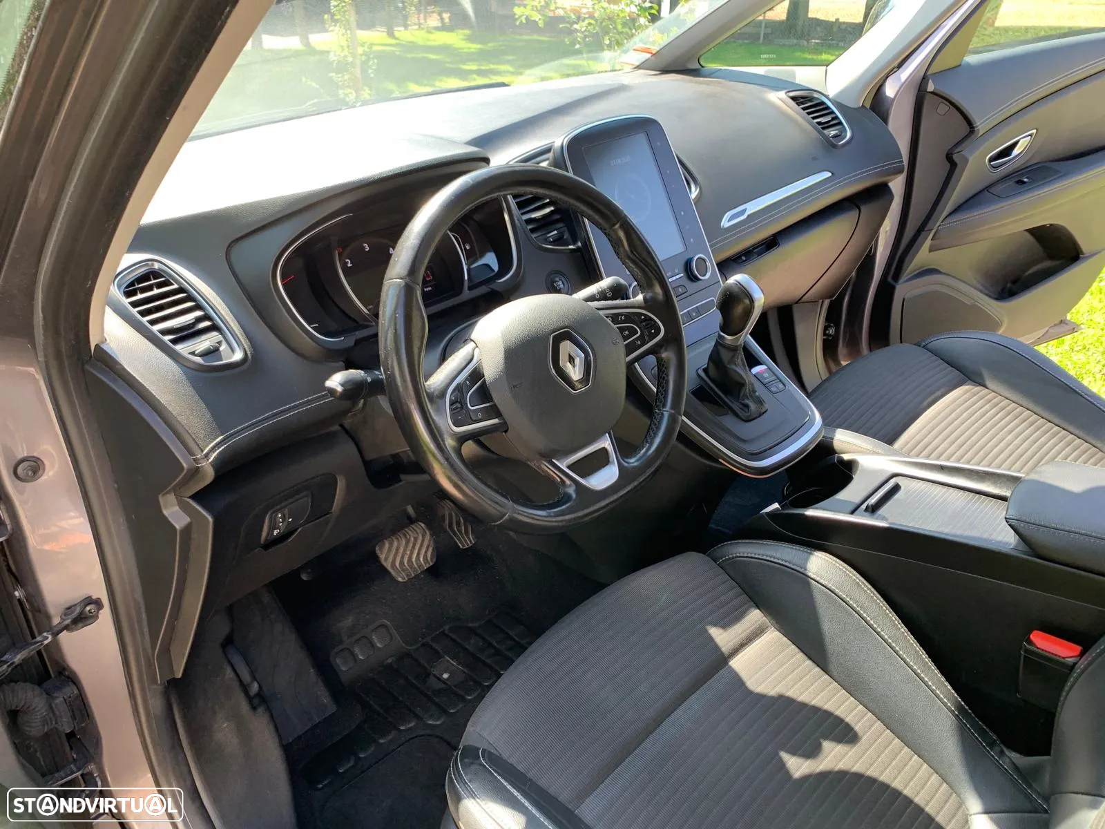 Renault Grand Scénic 1.5 dCi Intens EDC SS - 6