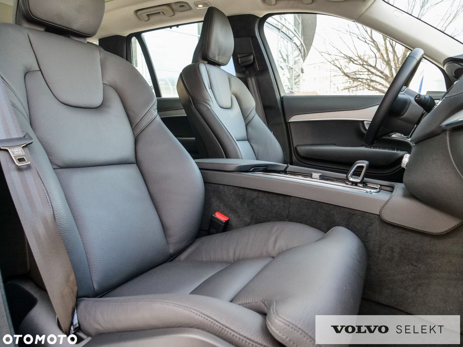 Volvo XC 90 - 35