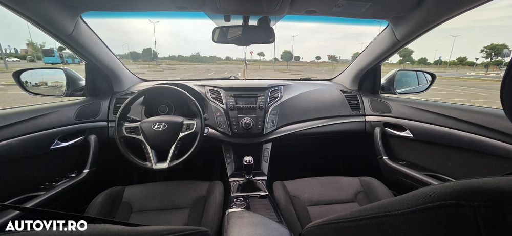 Hyundai i40 1.7 CRDI DPF Exclusive - 9