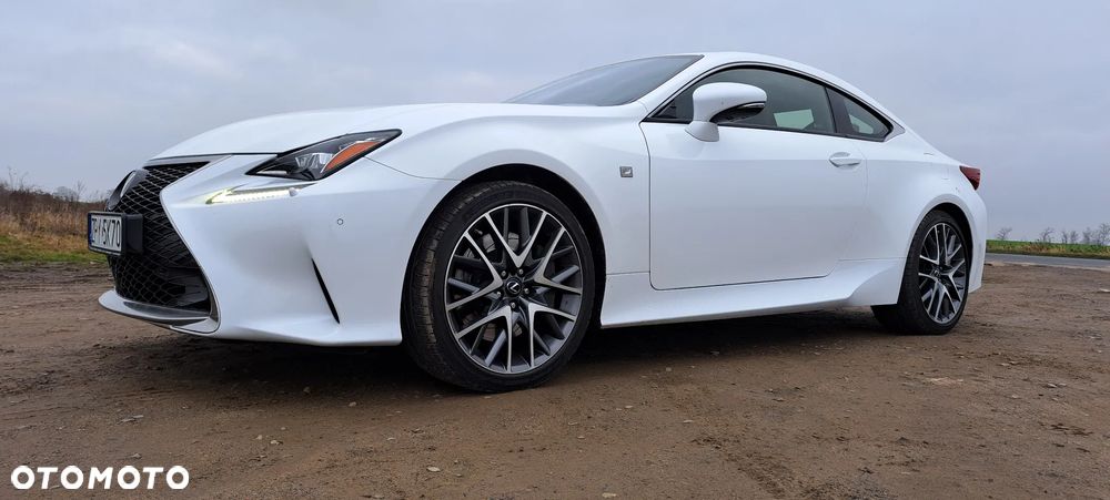 Lexus RC 200t / 300 F Sport - 10