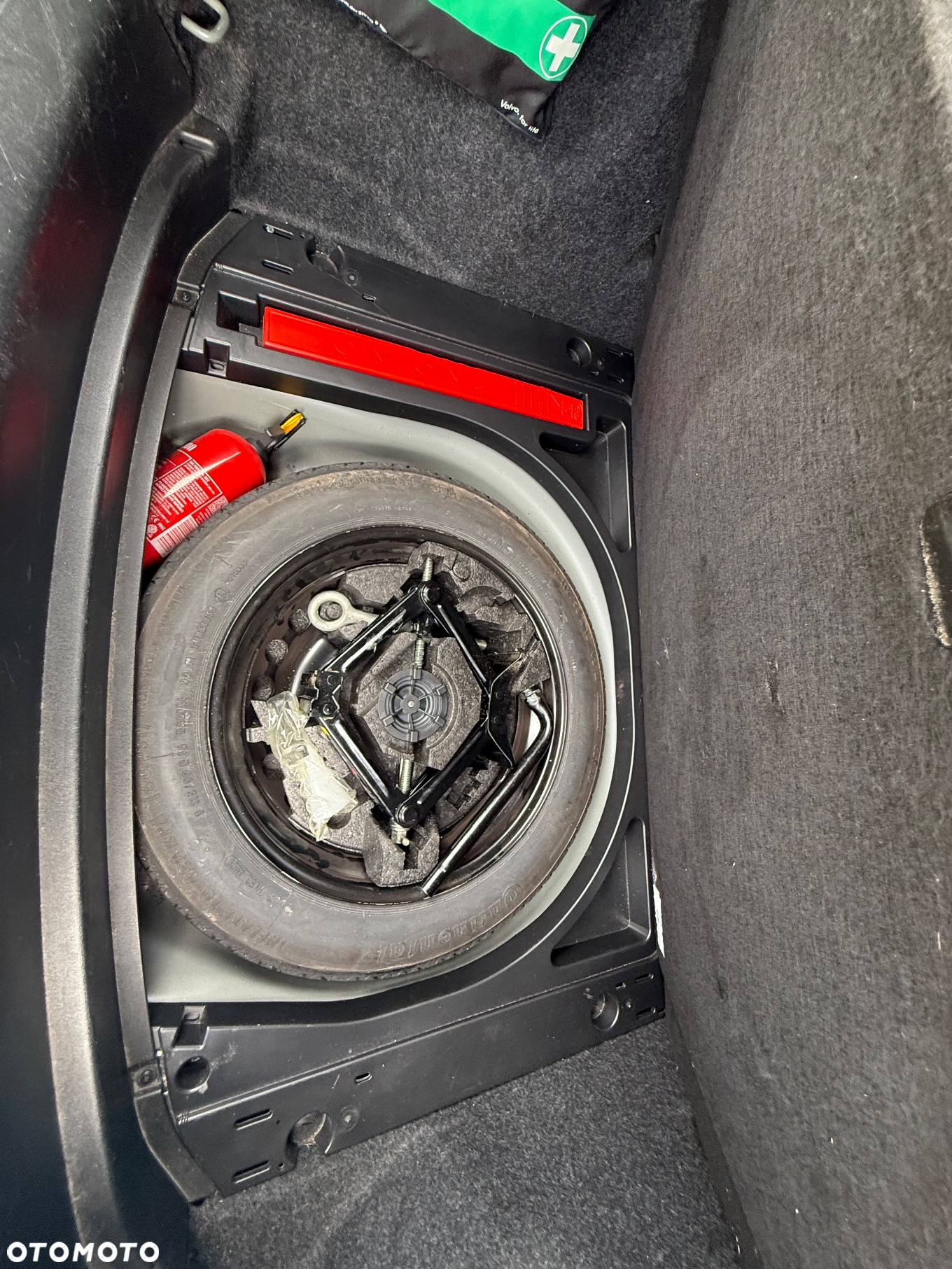 Volvo V40 D4 Momentum - 11