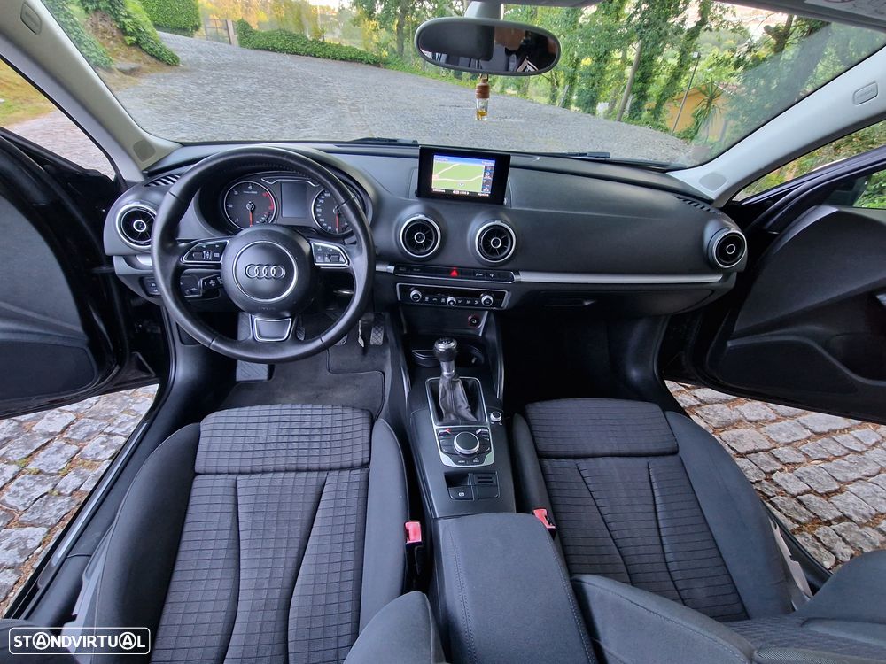 Audi A3 1.6 TDI Sport - 6