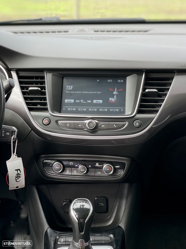 Opel Crossland X 1.2 Innovation - 17